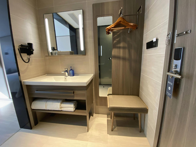 Bathroom 3, Hanting Hotel Baoding Zhuozhou Guanyun Road, Baoding