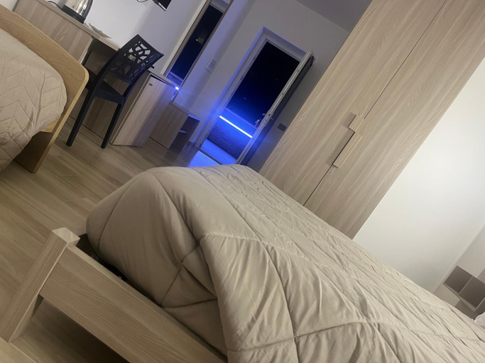 Bedroom 2, B&B La Terrazza, Crotone