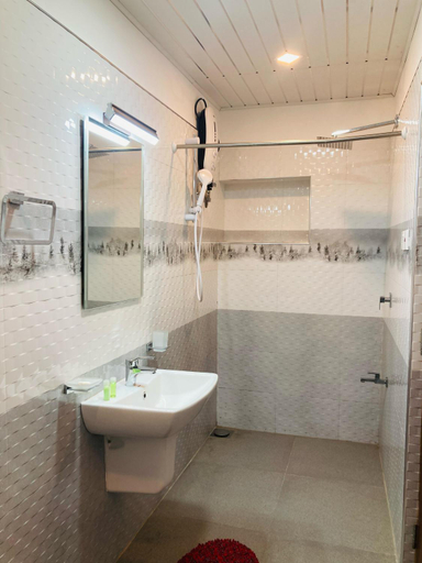 Bathroom 3, Dream House Residence, K.F.G. & G. Korale