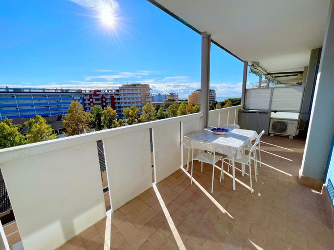 Others 5, Apartment near the centre of Caorle, Venezia