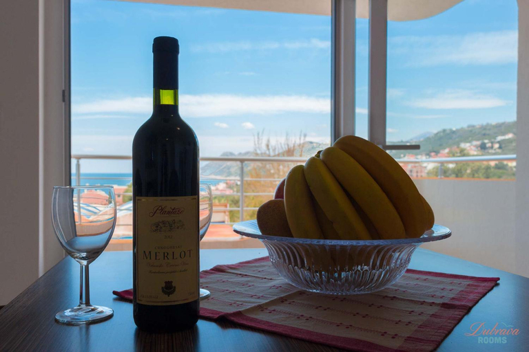 Food & Drinks, Sea Whisper Villa