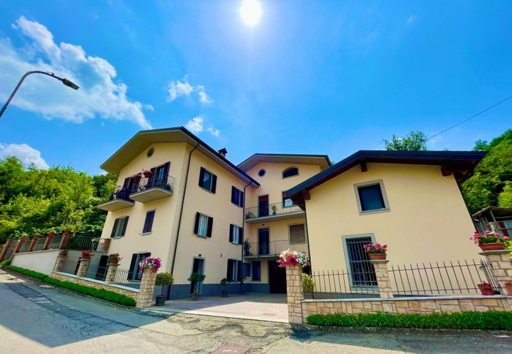 Others 5, B&B Le Due Gemme Marsaglia, Piacenza