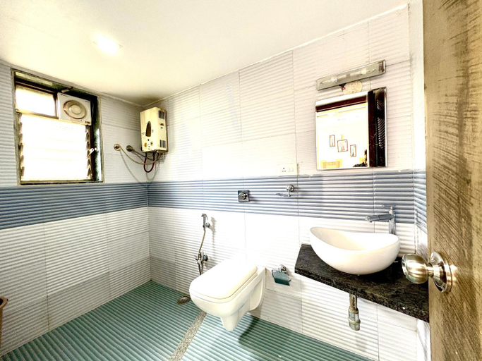 Bathroom 4, Hotel Laxmi Residency, Pune