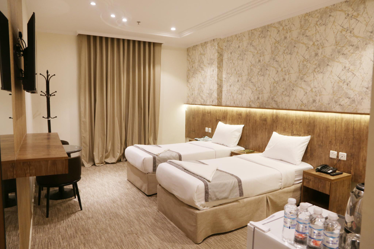 Bedroom 3, Al-Khulafa Diamond Hotel, Makkah
