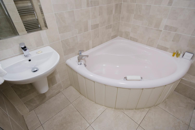 Bathroom 4, The Abbey Hotel Donegal