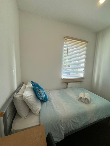 Bedroom 3, Grand Heights Suites, London