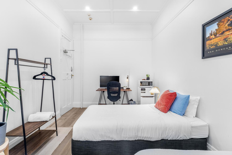 Bedroom 3, Stay Today Hostel, Sydney