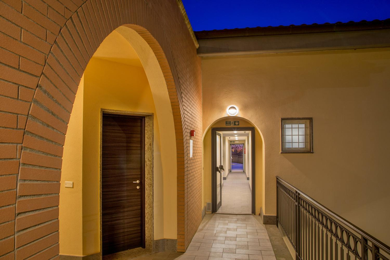 Others 3, Residence Poggio Degli Ulivi, Rome