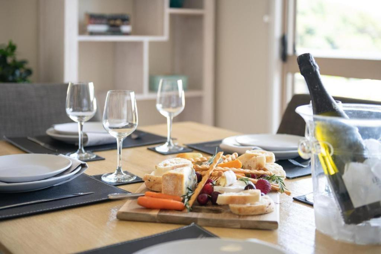 Food & Drinks 5, Beach House on Begley - Airlie Beach Central, Whitsunday