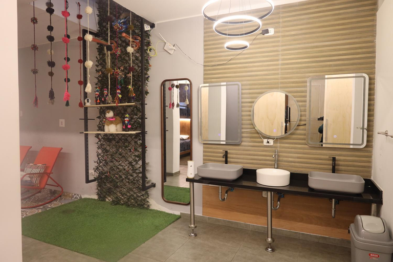 Bathroom, Casa sabina hostel, Callao