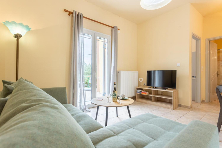 Facilities 3, Villa Russa Alexandros Large Private Pool Walk to Beach Sea Views Wifi - 2018, Ionian Islands