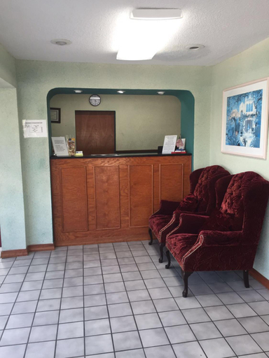 Public Area 2, ECONOMY INN DILLON, Dillon