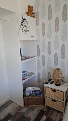 Others 5, chambre d'hotes studio des tourterelles, Charente