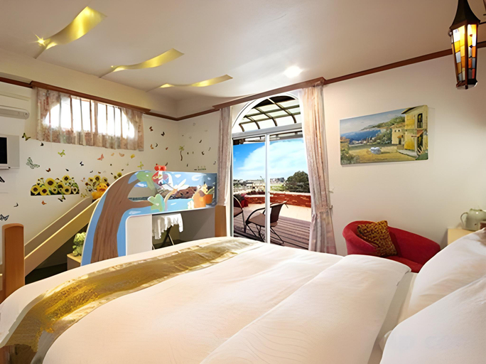 Bedroom 2, Rainbow Garden, Yilan