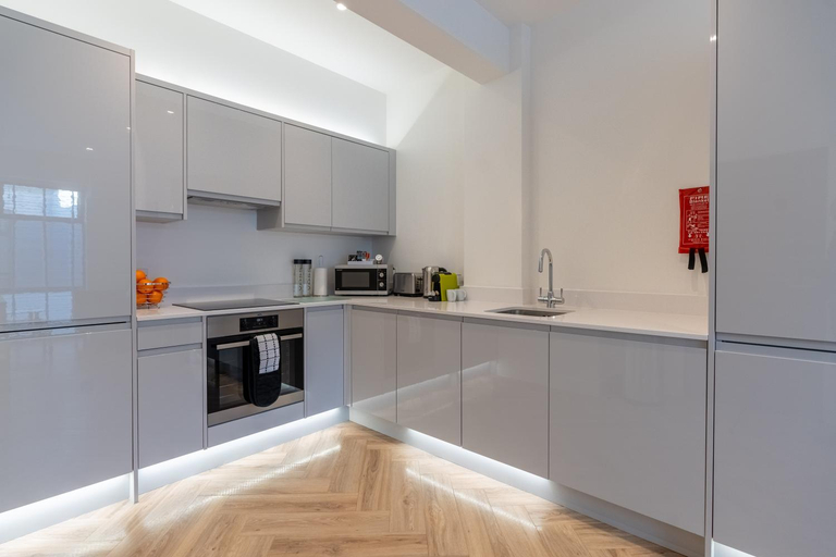Others 5, Wellington House by Celador Apartments, Reading