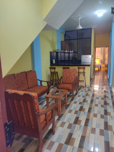 Others 4, Denis House, Maynas