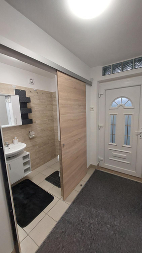 4, Holiday Apartman, Mórahalm