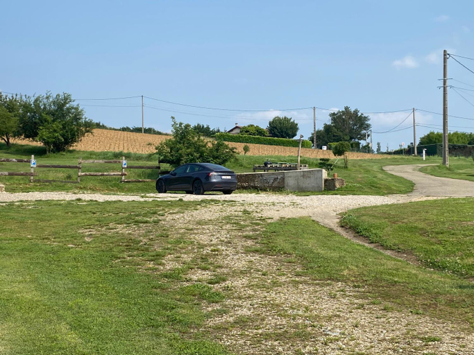 Others 4, Le domaine de Massier, Isère