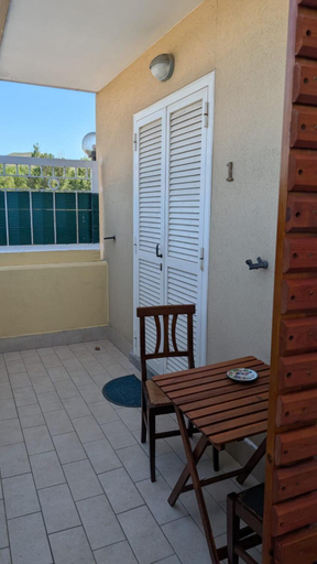 Others 5, B&B Serena, Caserta