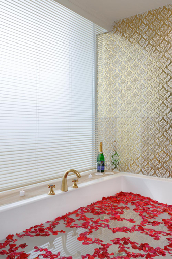 Bathroom, Pokhara Panorama Resort and Spa – Luxury Redefined, Gandaki