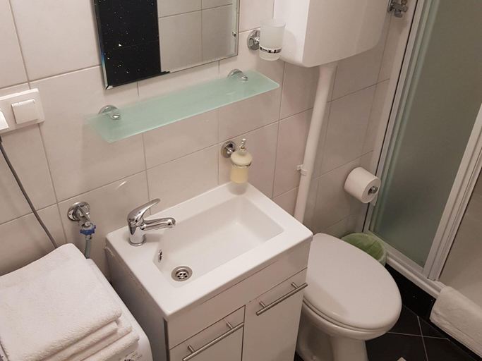 Bathroom 2, Apartments Minerva - Superior One Bedroom Apartment A3, Dubrovnik
