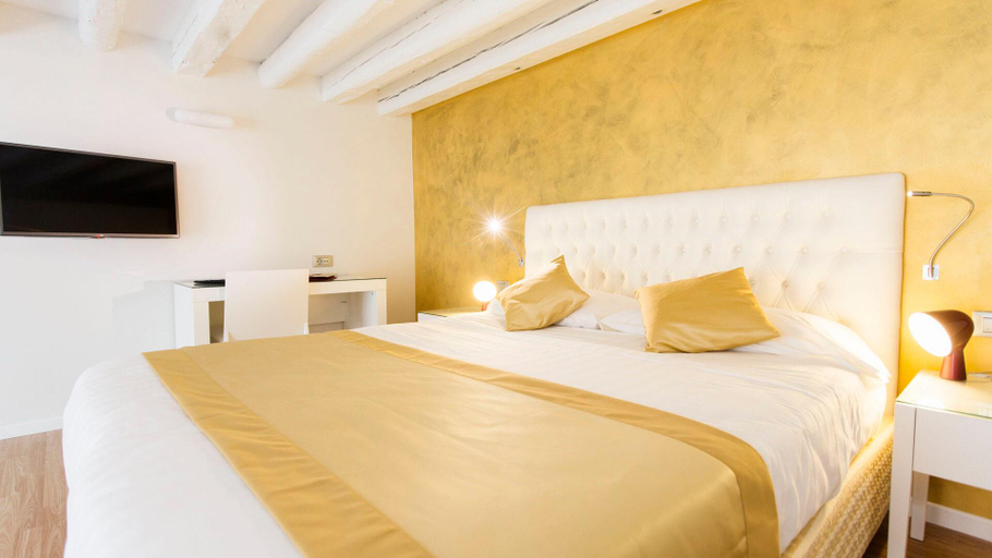 Bedroom 2, Hotel American-Dinesen, Venezia