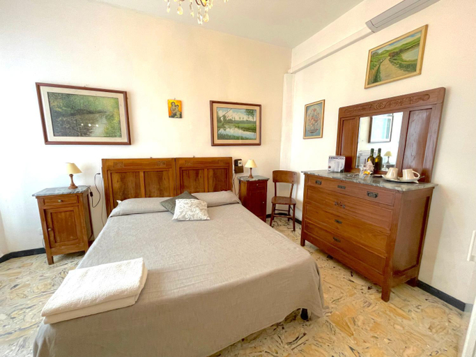 Bedroom 2, Agriturismo Barilaro, Savona