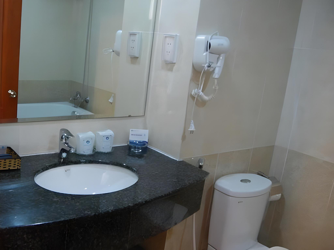 Bathroom 3, Hoa Binh - Rach Gia Resort, Rạch Giá