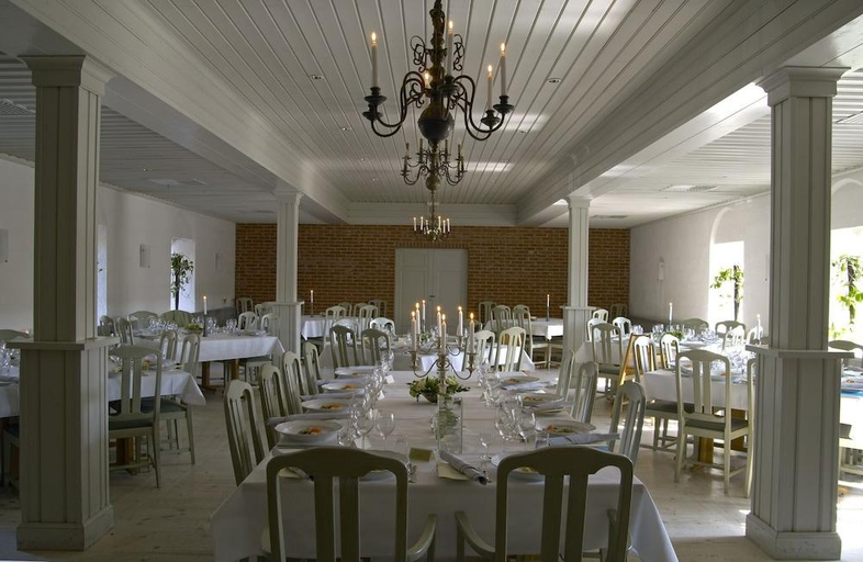 Food & Drinks 4, Angavallen, Vellinge