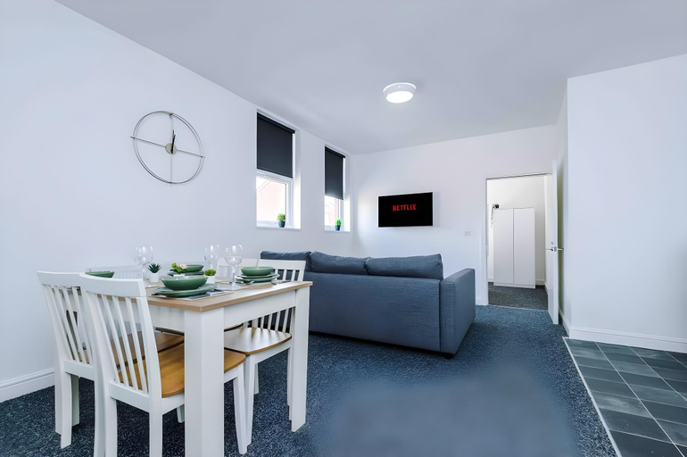Others 5, Spacious One-Bedroom Apartment in Saint Helens, Saint Helens
