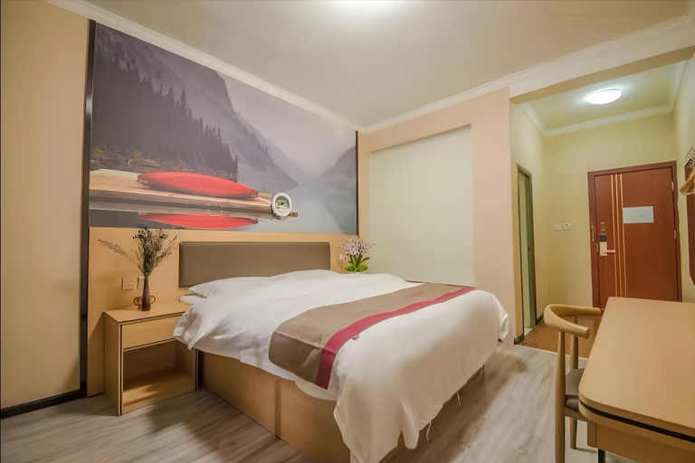Bedroom 2, Thank Inn Hotel Yunnan Lijiang Ancient City District Dashuiche North Gate, Lijiang