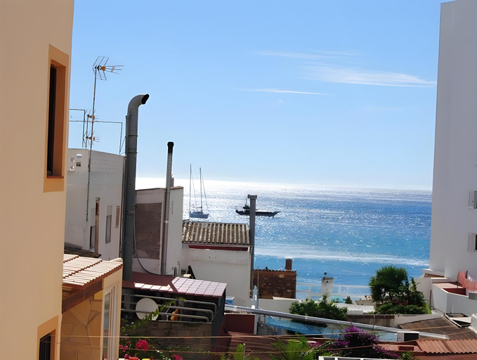 Others 3, Hostal Mayol, Baleares