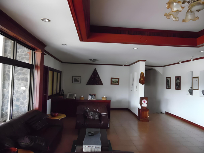 Public Area, Vansana Plain of Jars Hotel, Pek