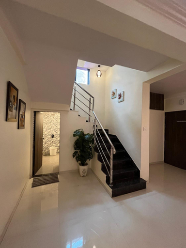 Bathroom 4, Royal Villa 2 - Luxurious 3BHK Villa with Huge Pvt Swimming Pool, Pune