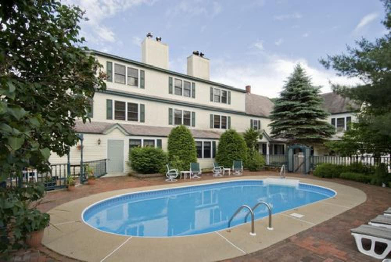 Sport & Beauty 2, Inn at Ellis River, Carroll
