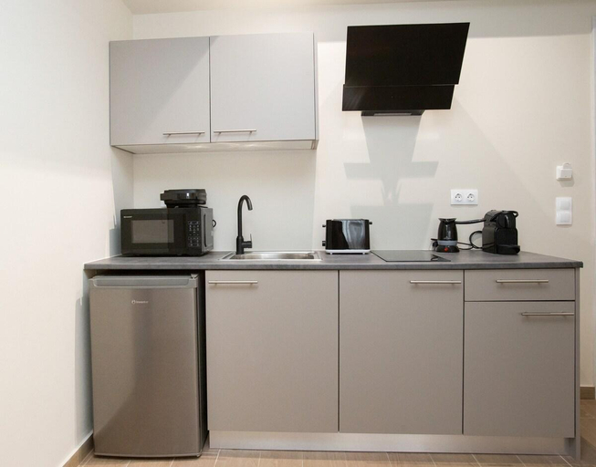 4, Stoa Luxury Apartment, Attica