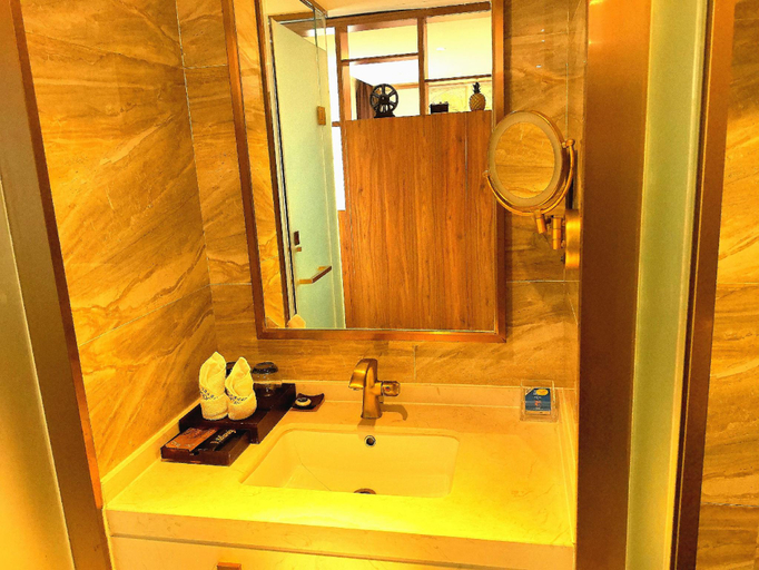 Bathroom 3, James Joyce Coffetel Linfen Xiangyang West Road, Linfen