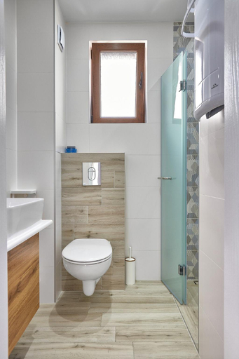 Bathroom 2, Miami Vibe by EstateAutomata, Burgas