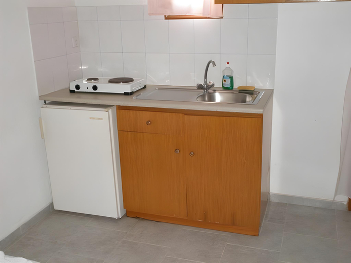 Bathroom 5, Artemis Hotel, Crete