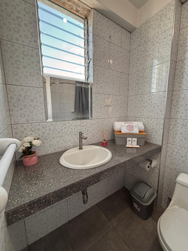 Bathroom 3, Inkalma Don Bosco, Arequipa