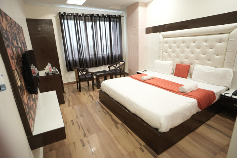 Bedroom, HOTEL S R GRAND, Hardwar