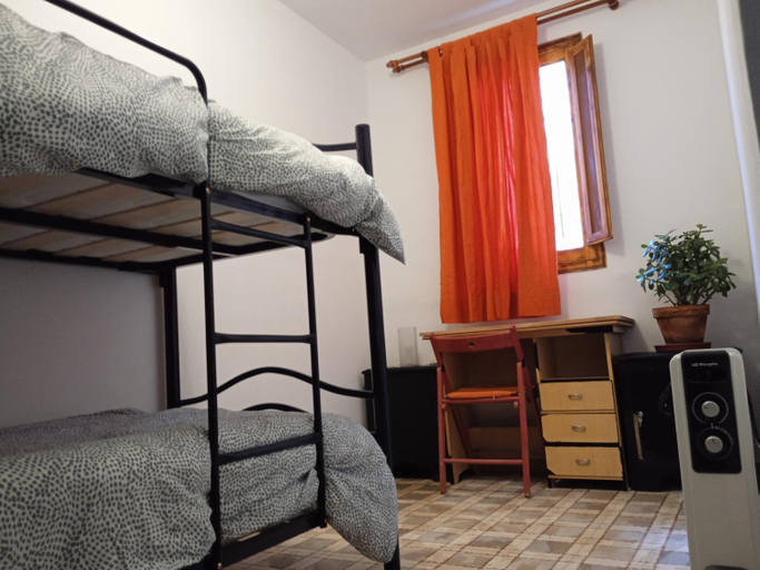 Bedroom 4, Albergue Gatera House, Madrid