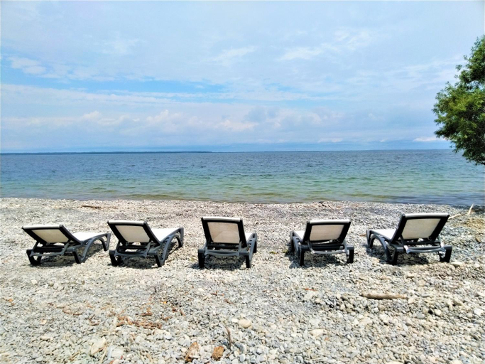 Others 4, Pebble Beach Resort, Prince Edward