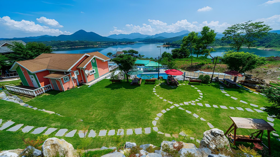 Exterior & Views 2, Hosu Ilchul Pension, Jecheon