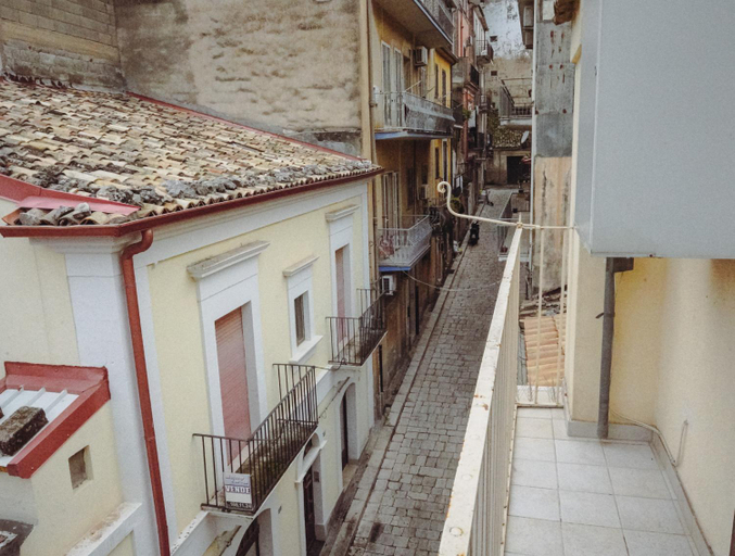 Others 5, alex rooms, Ragusa