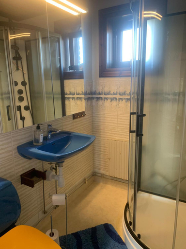 Bathroom 5, Ruth's vandrarhem, Älvkarleby
