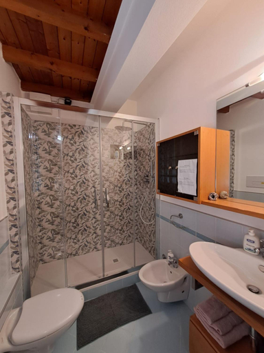 Others 3, B & B Ametista Bergamo, Bergamo