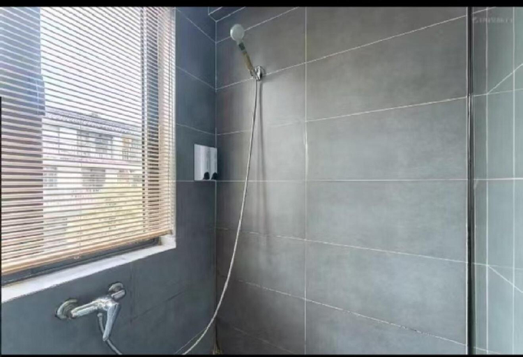 Bathroom 2, 杭州秋山大叔民宿, Hangzhou