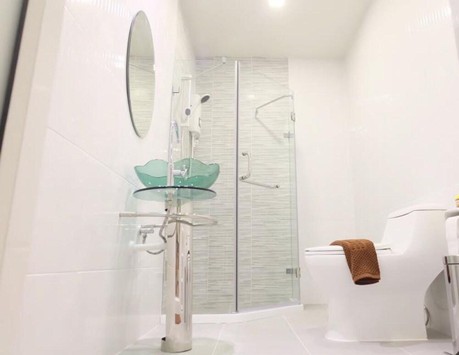 Bathroom 3, Moon Terrace Pool Villa, Hua Hin
