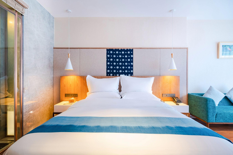 Bedroom 3, Hong Long Jing Hotel, Dali Bai